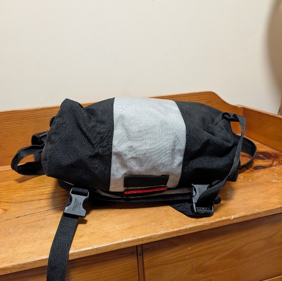 Timbuk2 Classic Messenger Bag Black Grey Crossbody - Picture 11 of 12